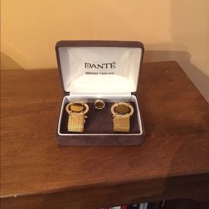 Vintage Dante cuffing set in original box